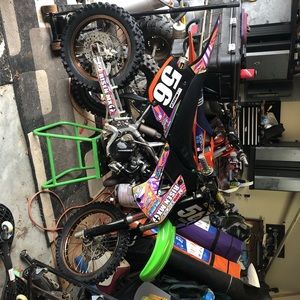 Meet your Posher, Casey